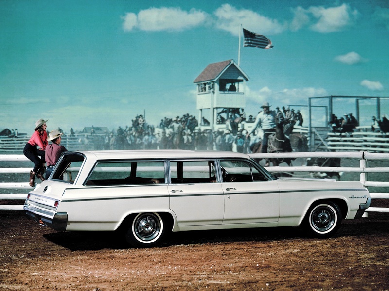 1964 Oldsmobile Dynamic 88 Fiesta Station Wagon